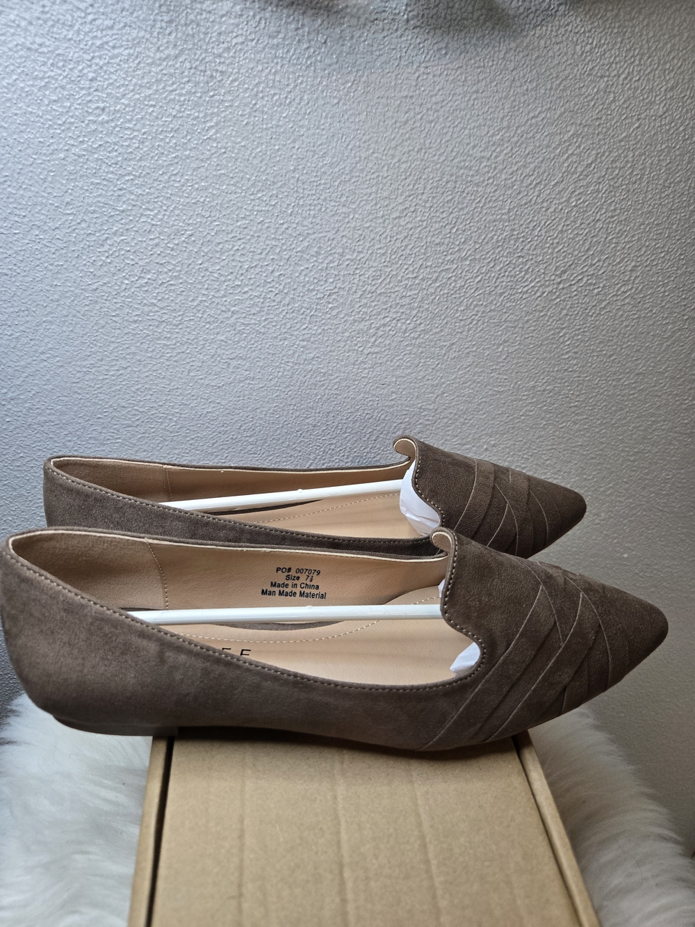 Journee Collection Mindee Taupe Braided Pointed-Toe Suede Flats Sz 7.5 New - Picture 5 of 8